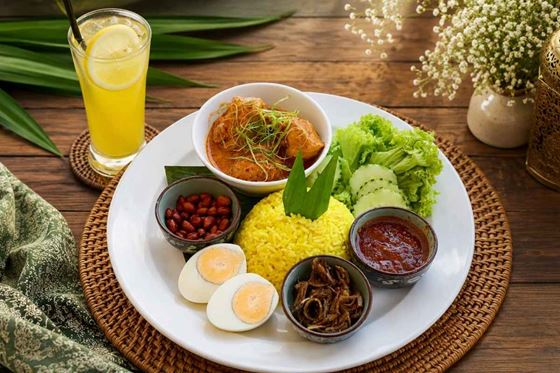 Nasi Royale Chicken Rendang - 槟城遨舍乔治市酒店